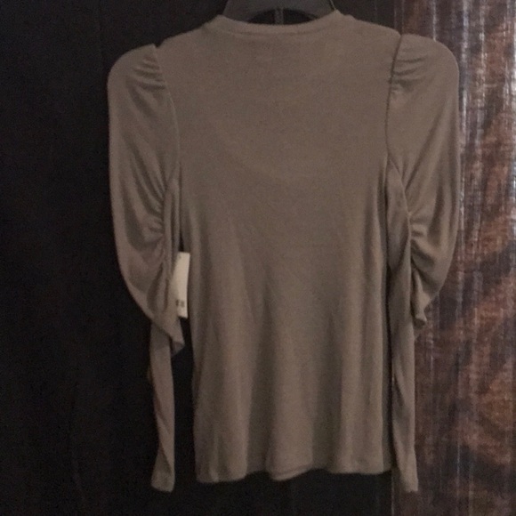 NWT Bar III Long sleeve top - Picture 2 of 3